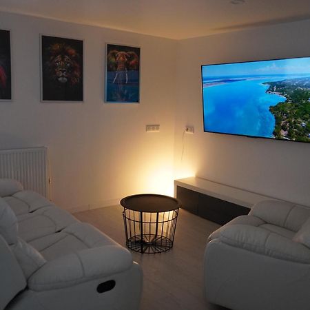 Appartement Entier 2 Chambres Chez Zarius 아티스 몽스 외부 사진